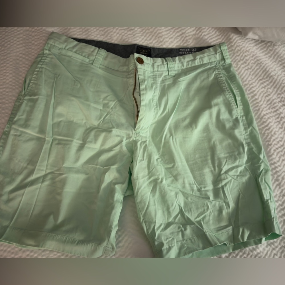 J. crew men’s shorts mint green medium 9 inch inseam